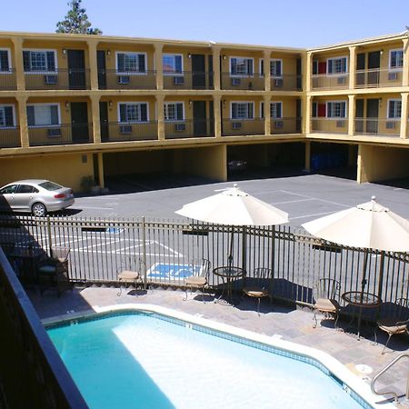 Napa Valley Hotel & Suites Luaran gambar