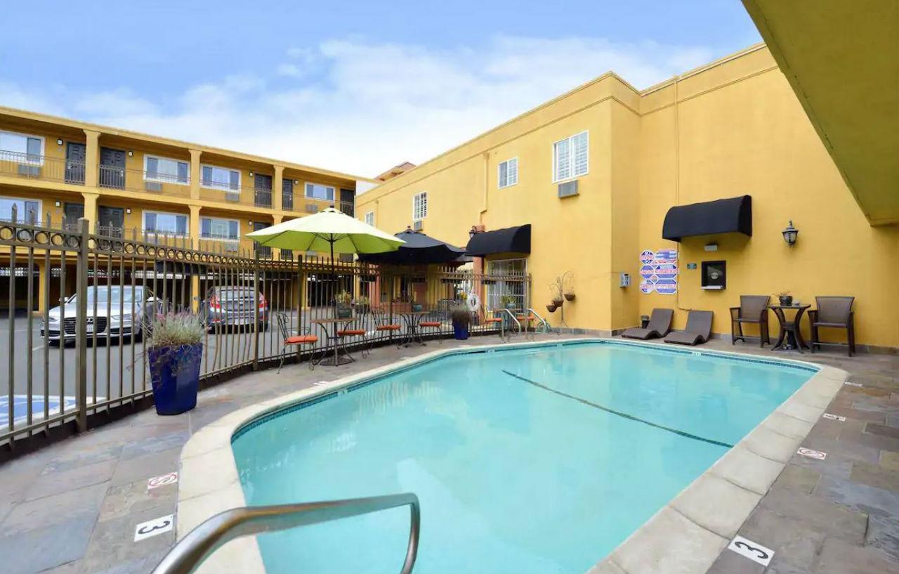 Napa Valley Hotel & Suites Luaran gambar