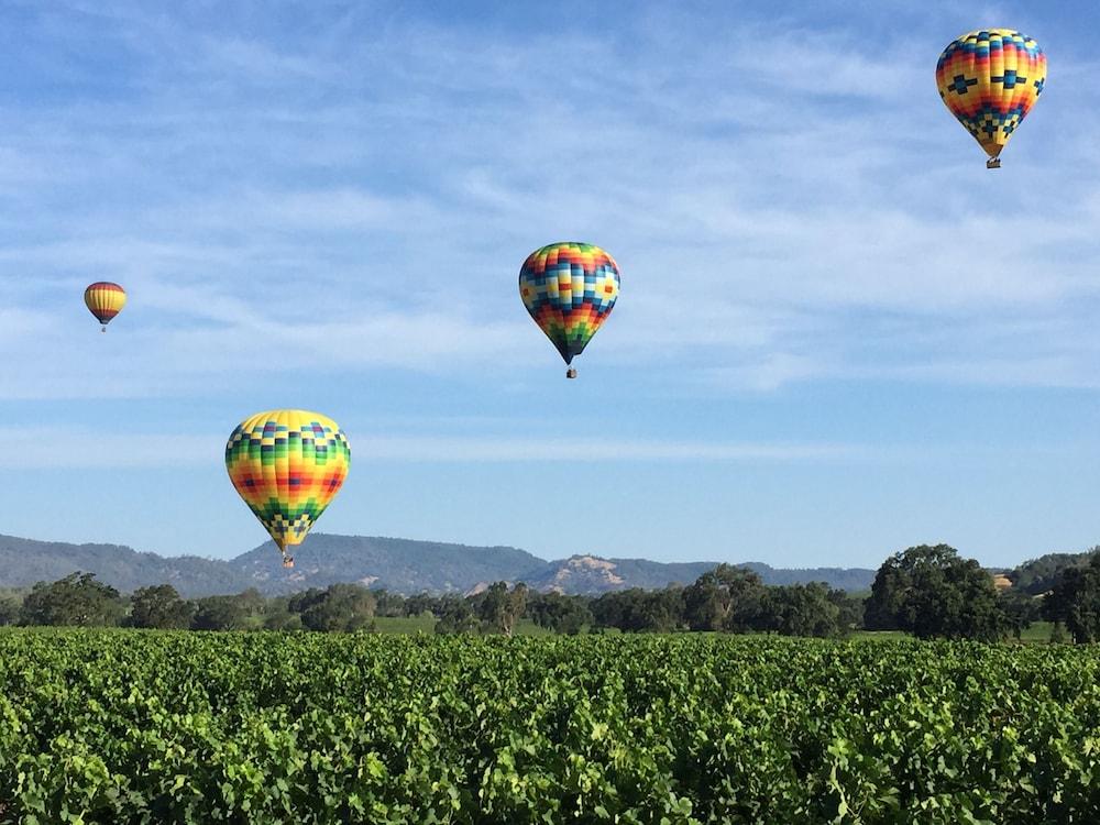 Napa Valley Hotel & Suites Luaran gambar