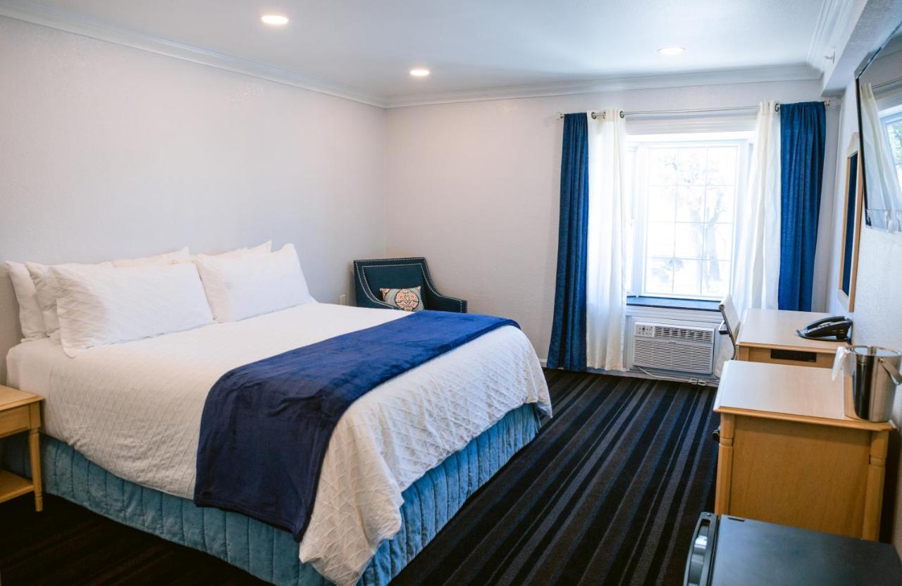 Napa Valley Hotel & Suites Luaran gambar